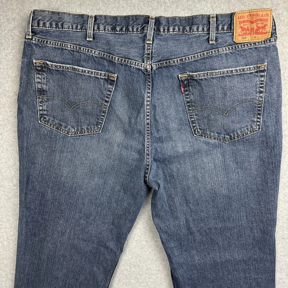 Levi's 559 Men's‎ 5 Pocket Jeans Size 46x32